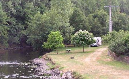 Camping des Sillons in La Celle-Dunoise